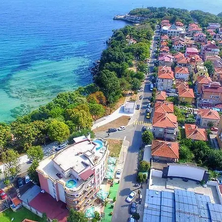 Family Diana ホテル